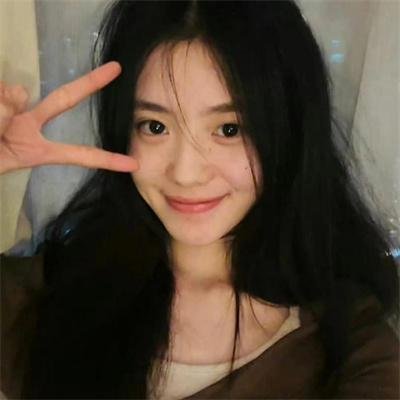 明天,我会成为谁的女友